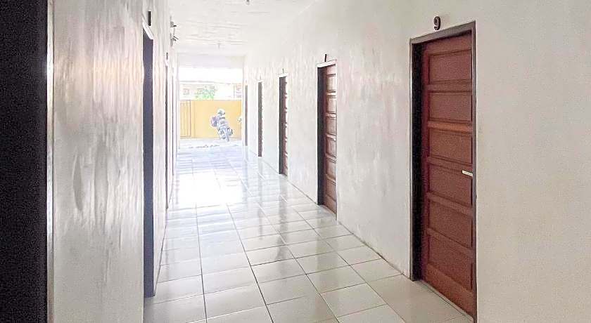 OYO 92626 Good Sleep 4 Inn Dcos Syariah