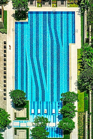 Hilton Shenzhen World Exhibition & Convention Center （Qianhai Snow World）