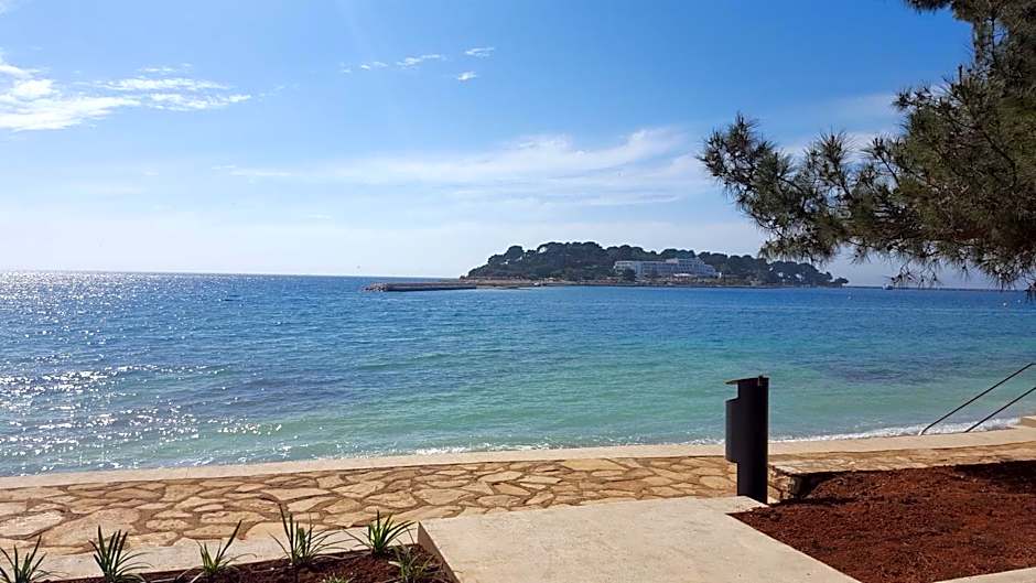 Residence Villa Karda