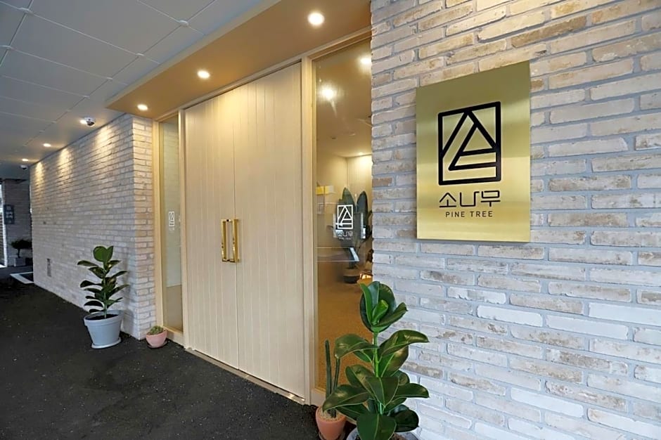 Chuncheon Pine Tree Hotel
