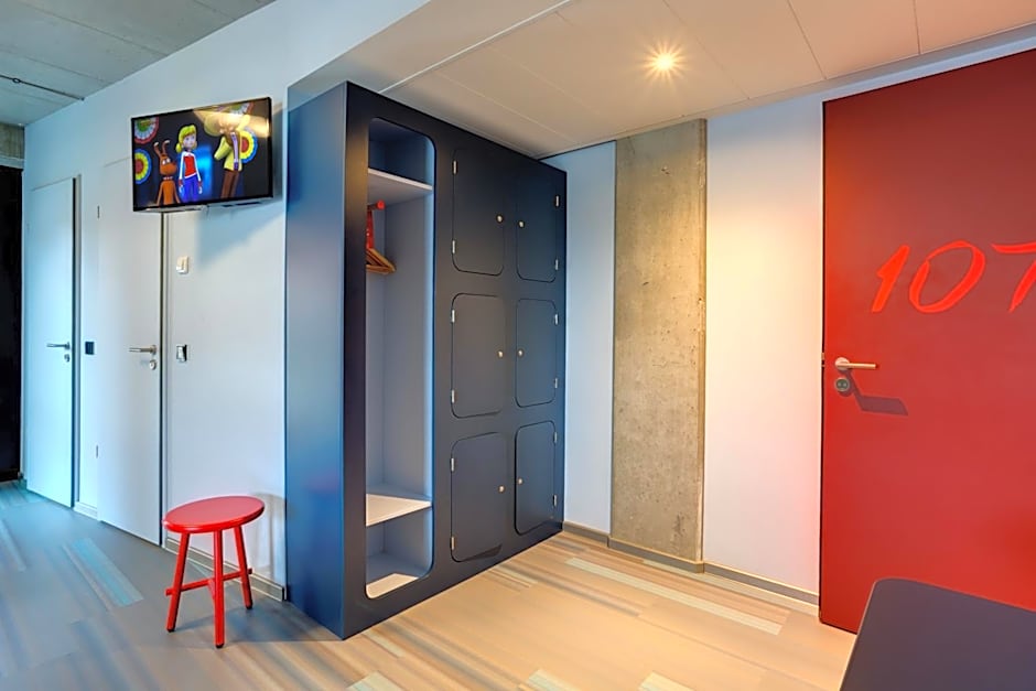 MEININGER Hotel Berlin East Side Gallery