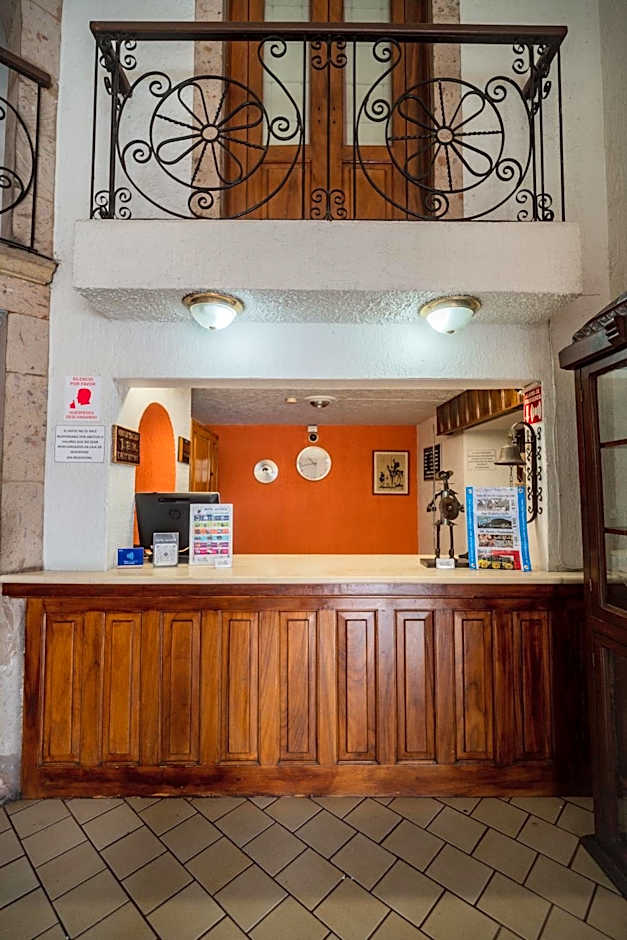 Hotel Don Quijote Plaza - Guadalajara Centro Historico