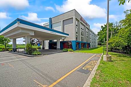 Hampton Inn By Hilton Ridgefield Park