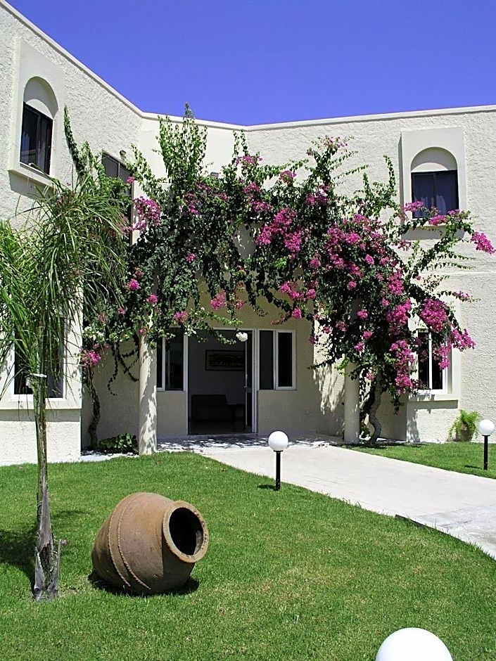 Summerland Hotel