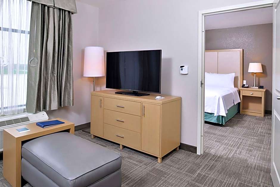 Homewood Suites By Hilton Des Moines Airport