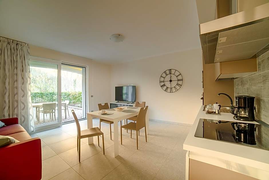 Yachting Residence - Private Dock, Lake Access & SPA