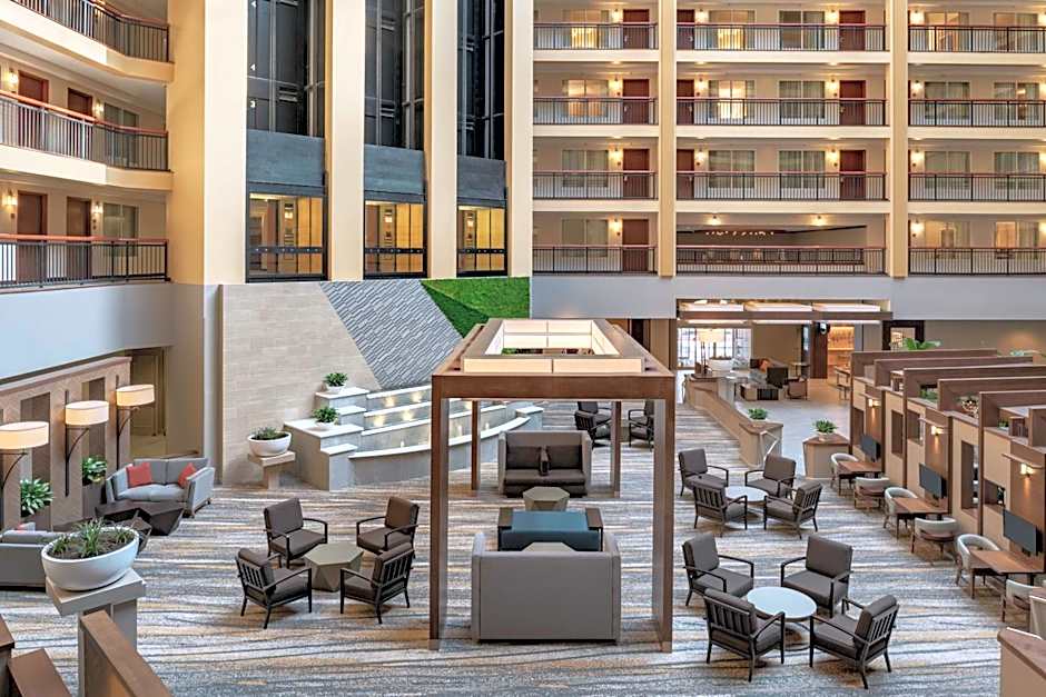 Embassy Suites By Hilton Hotel Cleveland-Rockside