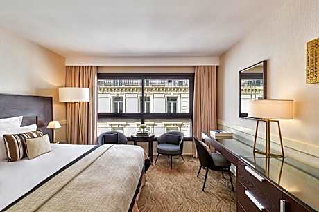 superior room city view