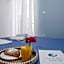 La Scala family apartments