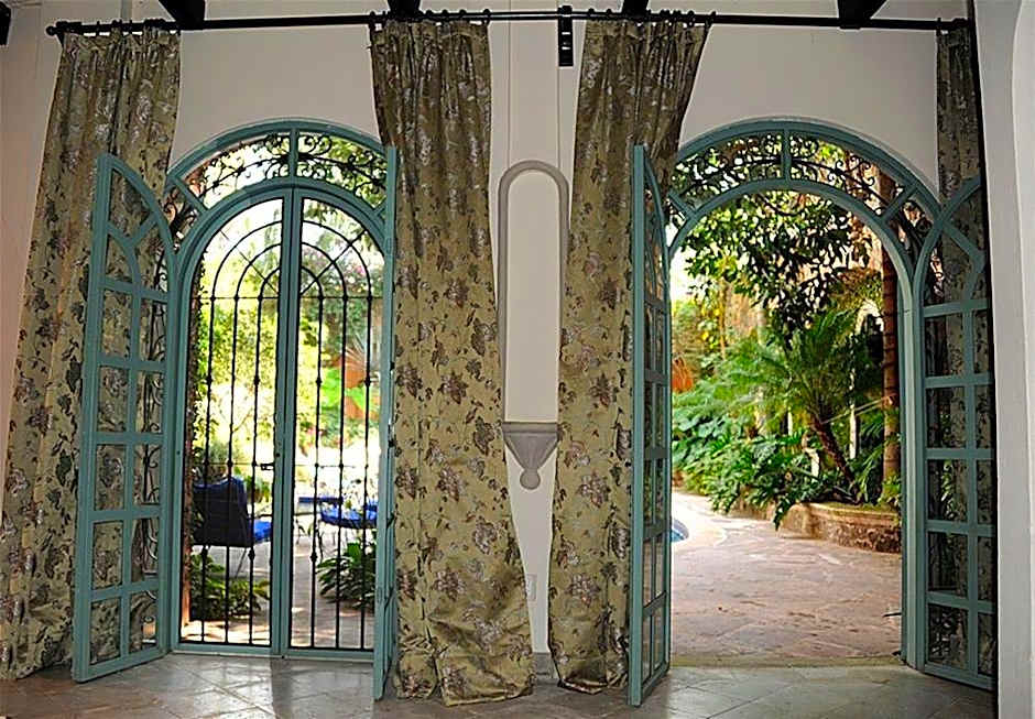 Hacienda del Lago Boutique Hotel