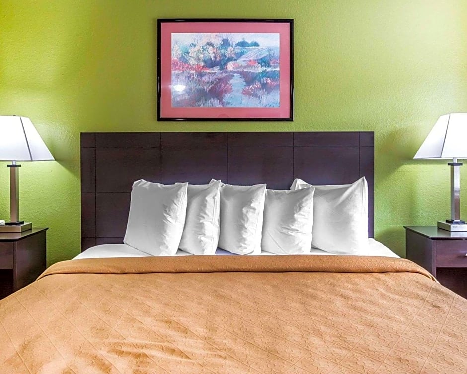 Suburban Studios – Augusta, GA