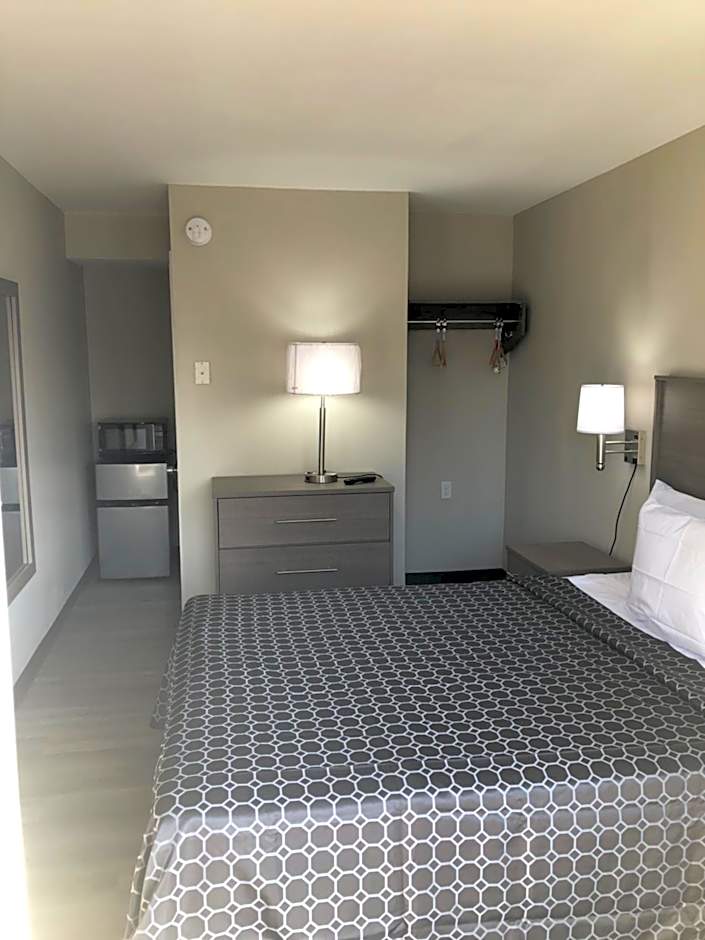 Trolley Stop Motel, Media ,Near PHL Airport PA