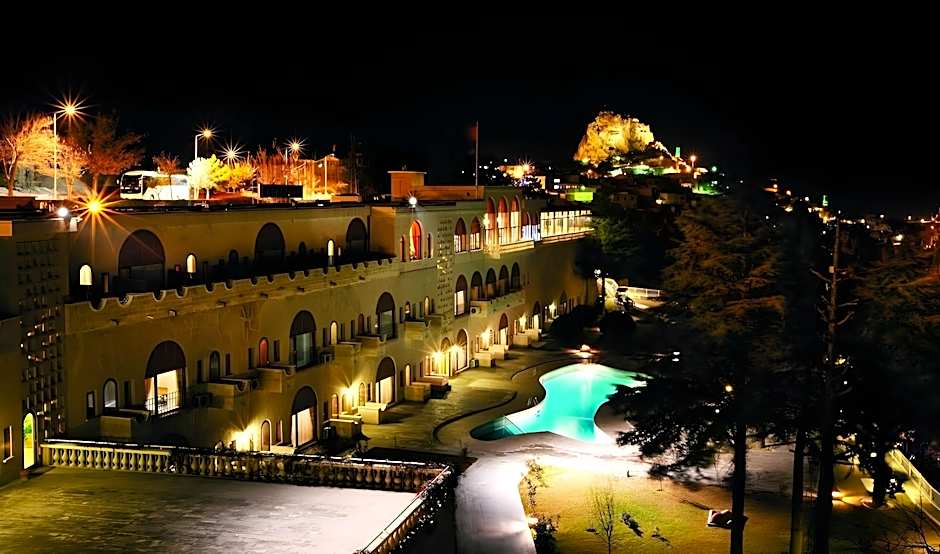 Uchisar Kaya Otel