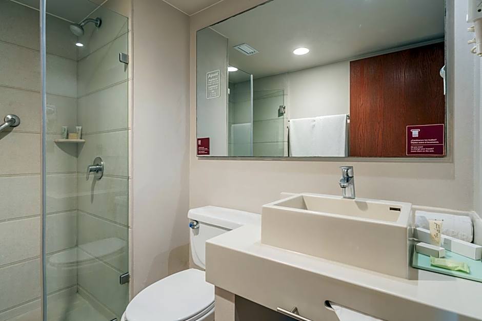 City Express Suites by Marriott Queretaro