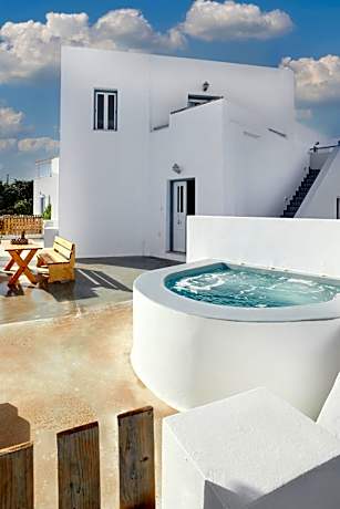 Athiri Santorini Hotel