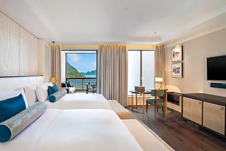 2 Double Beds, Andaman Sea View, Guest Room