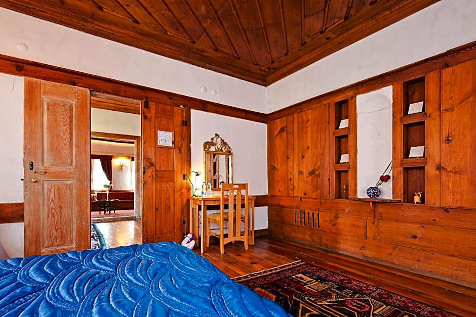 Photo 1 of 3 of 1 Double Bed or 2 Beds