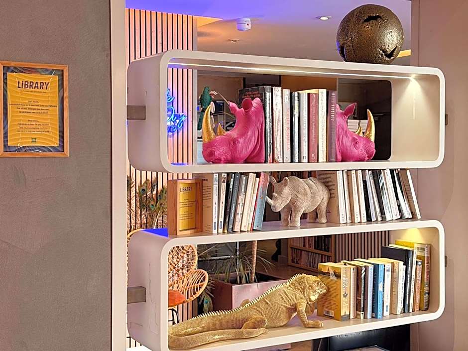Ibis Styles Paris Tolbiac Bibliotheque