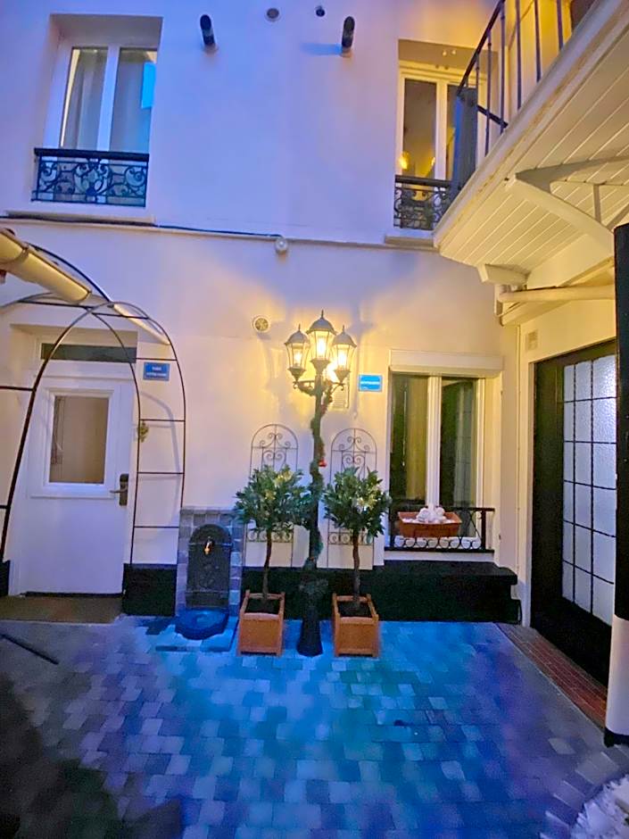 Hotel Aviatic