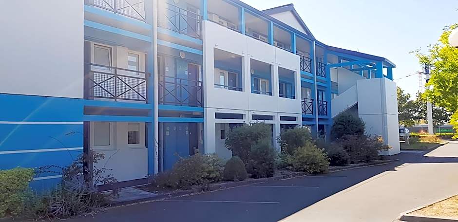 Kyriad Direct Poitiers - Gare du Futuroscope