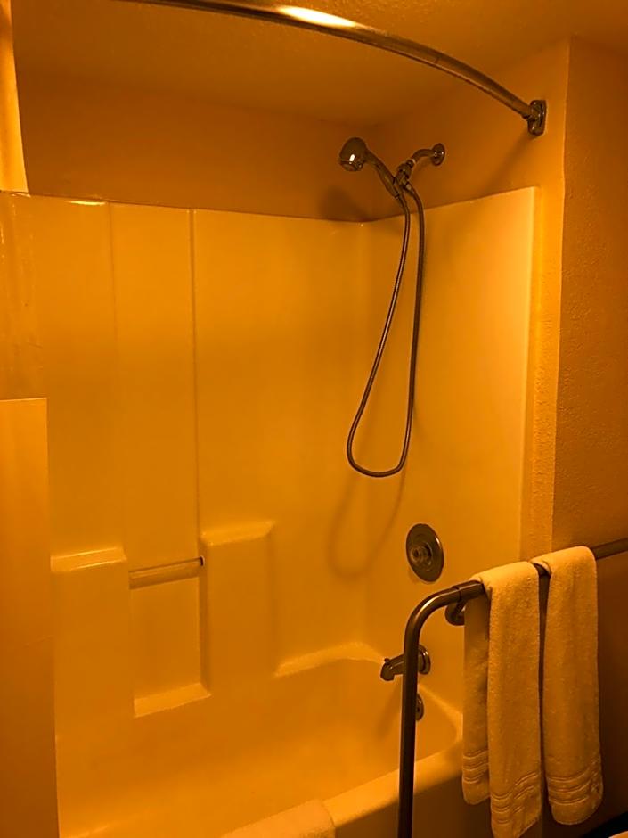 Days Inn by Wyndham Natchez