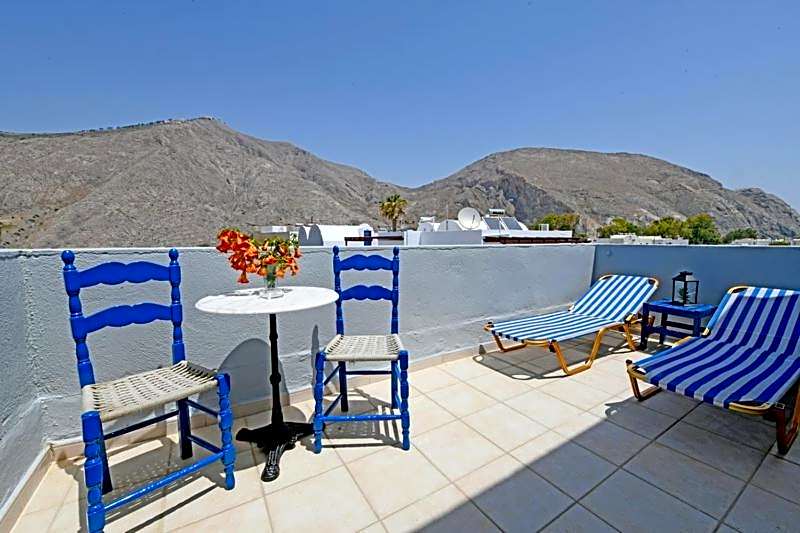 Lunar Santorini Hotel