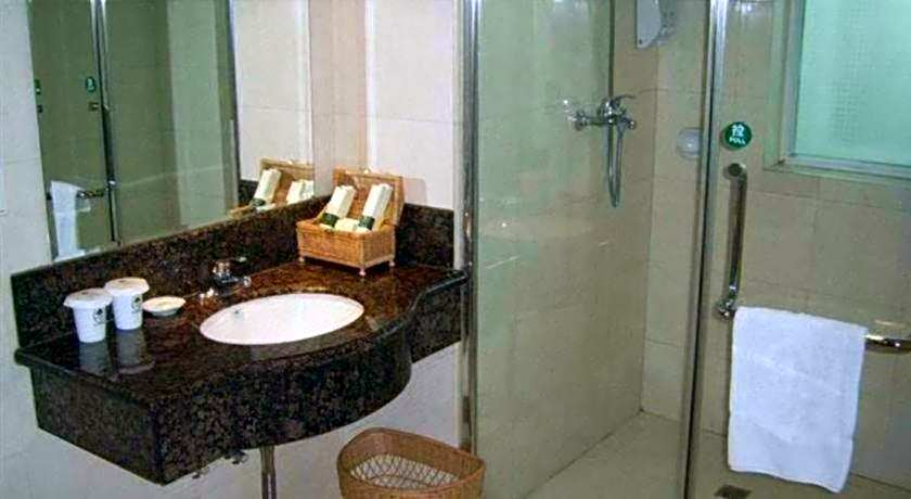 GreenTree Inn GuangDong DongGuan HouJie Business Hotel