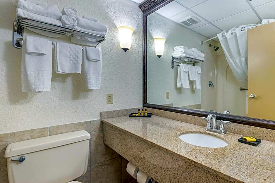 Best Western Plus Longbranch Hotel & Convention Center