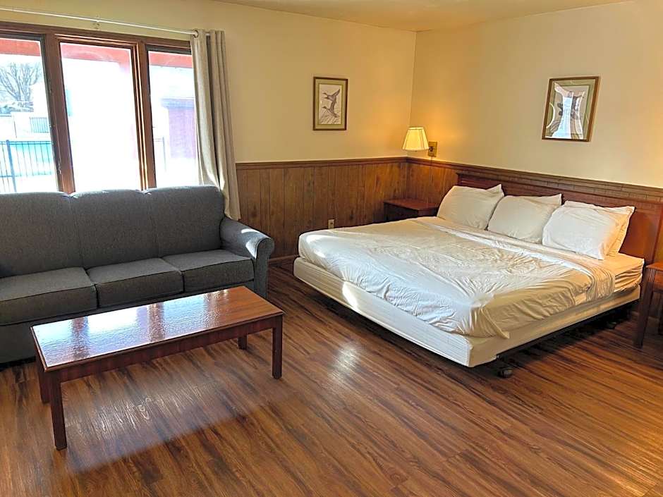 Valley Inn and Suites