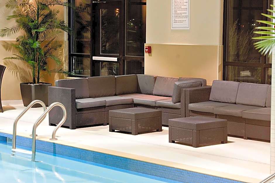 Holiday Inn Express Pembroke By IHG