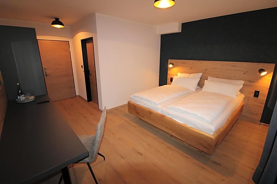 DER Hirsch Hotel