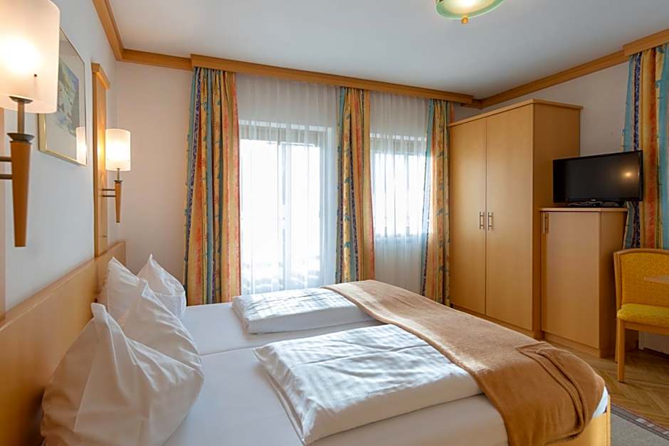 Alpenhotel Badmeister