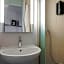 B&B HOTEL Aix-en-Provence Pont de l'Arc