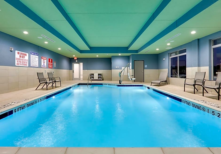 Holiday Inn Express And Suites Plano - The Colony By IHG