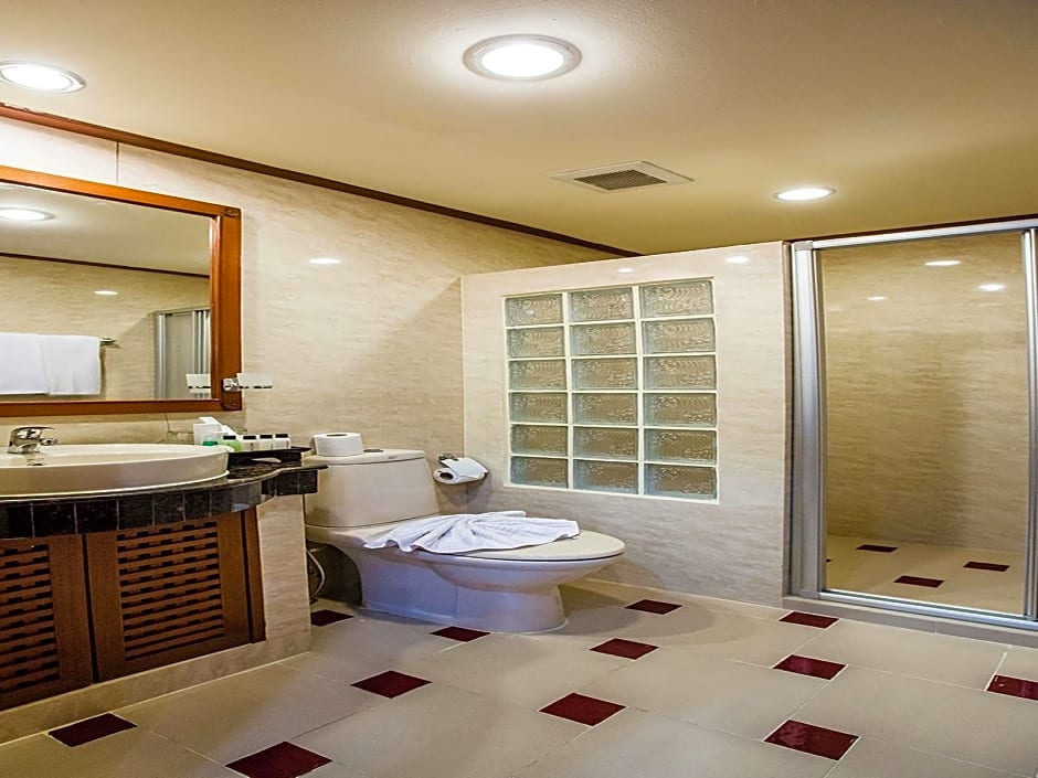 OYO 796 Paradise Sukhumvit Hotel