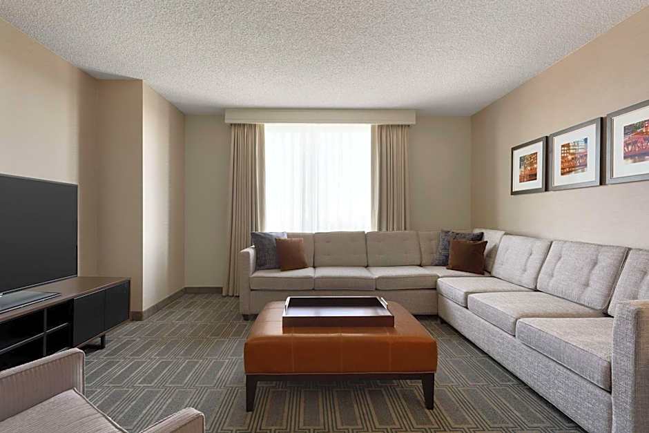 Embassy Suites By Hilton Hotel Chicago-Lombard/Oak Brook