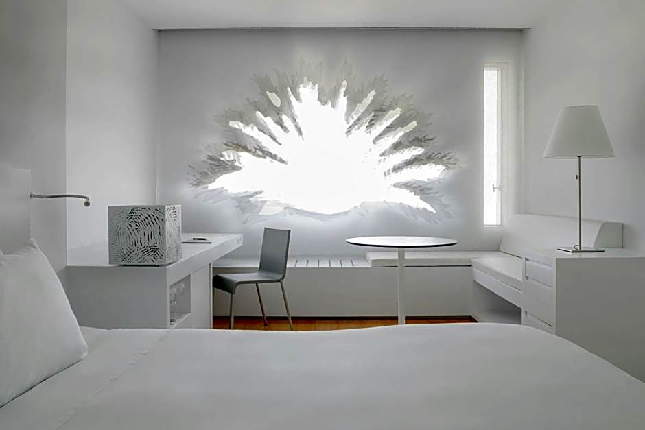 Renaissance by Marriott Barcelona Fira Hotel