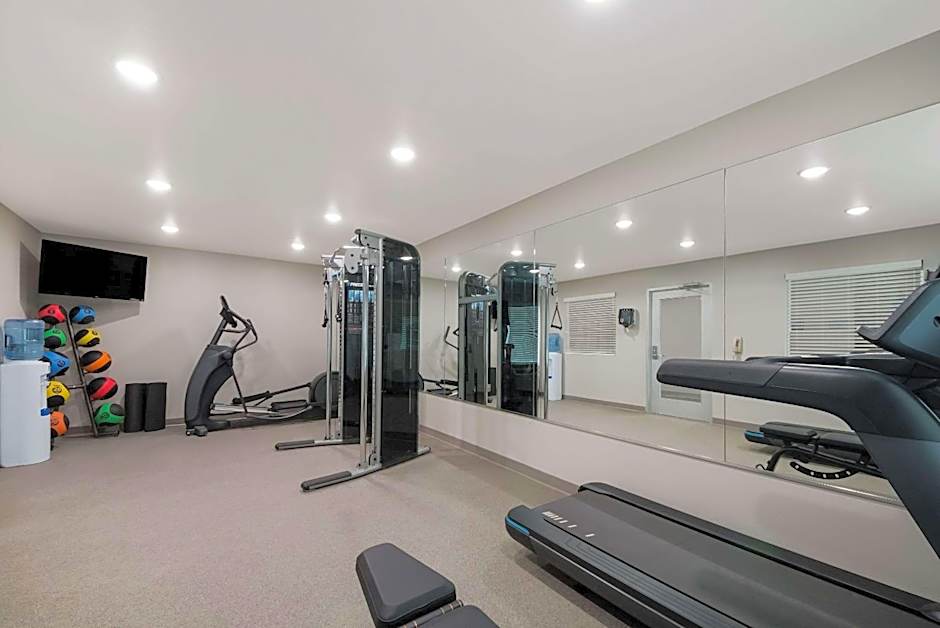 WoodSpring Suites San Antonio UTSA - Medical Center