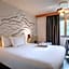 Ibis Styles Paris Tolbiac Bibliotheque