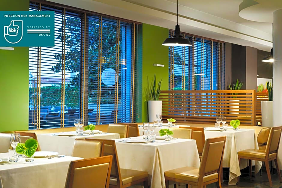 UNAHOTELS The ONE Milano Hotel & Residence