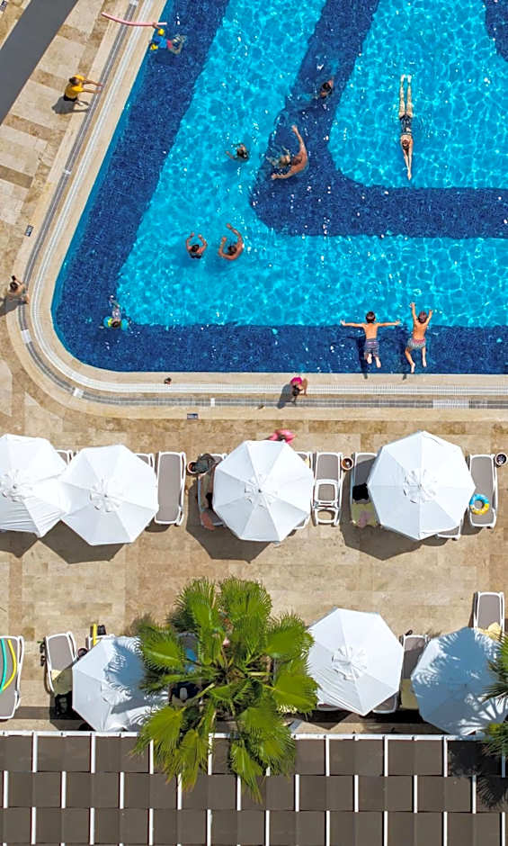 Oz Hotels Sui
