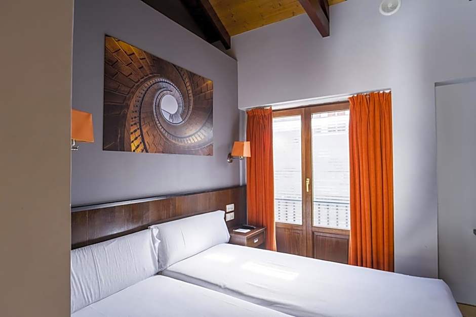 Hotel Alda Algalia