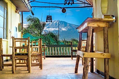 Hill View Garden Hotel