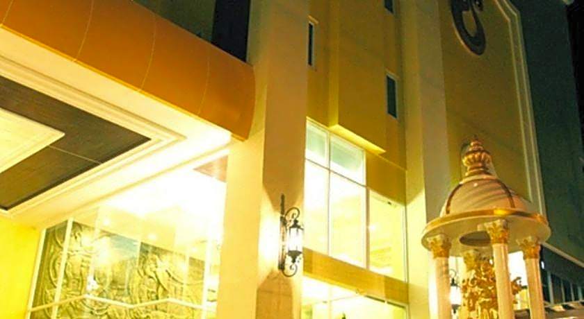 Chour Palace Hotel