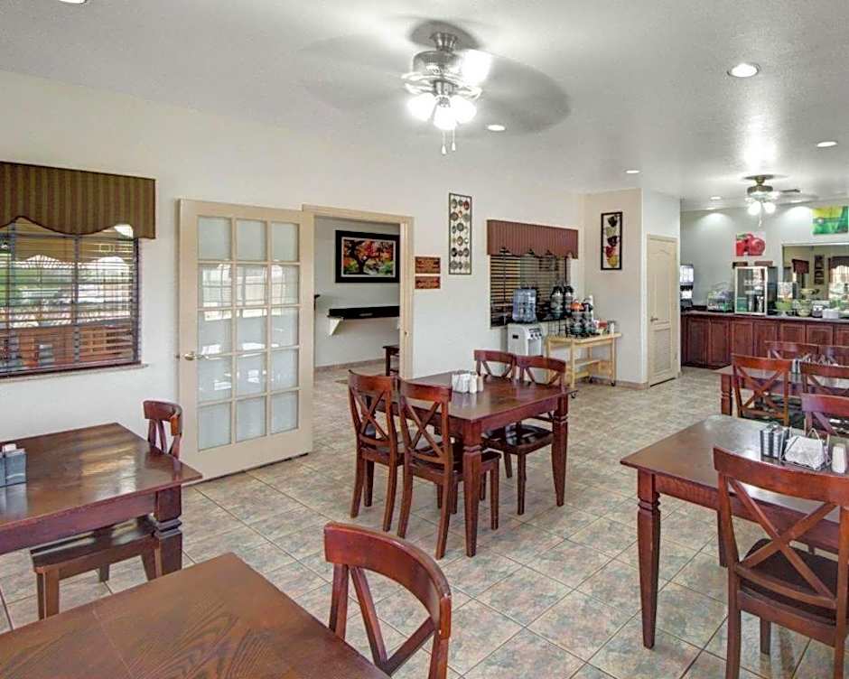 Quality Inn & Suites Rio Grande City