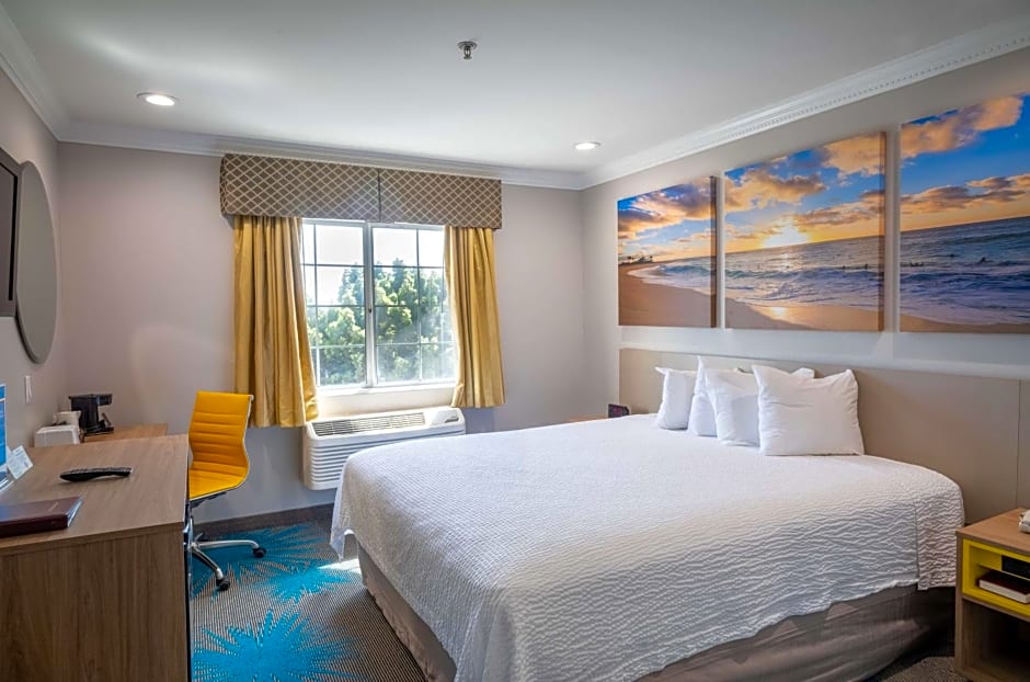 Days Inn by Wyndham Santa Monica