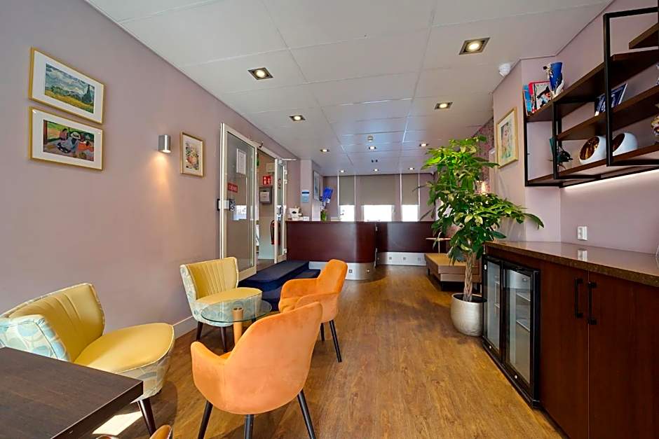 Aadam Hotel Wilhelmina