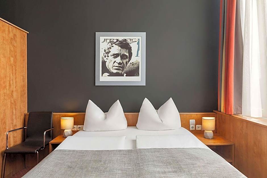Amedia Express Passau, Trademark Collection by Wyndham