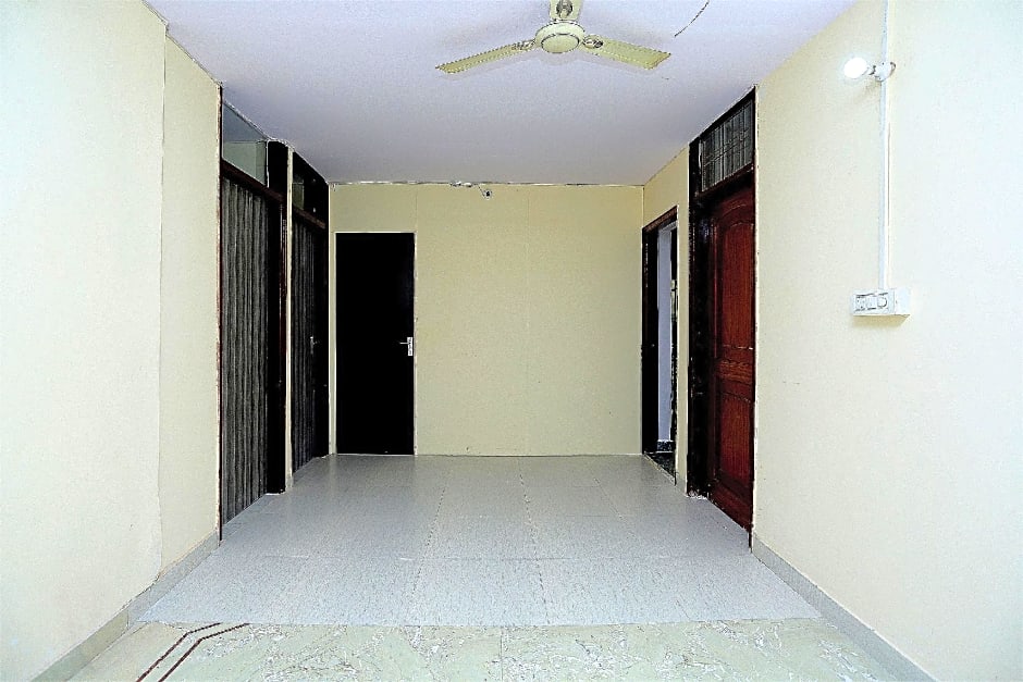 Hotel Awesome Villa by OYO Rooms – Gurgaon, NY