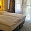 Hotel Garni "Am Ellinger Tor"